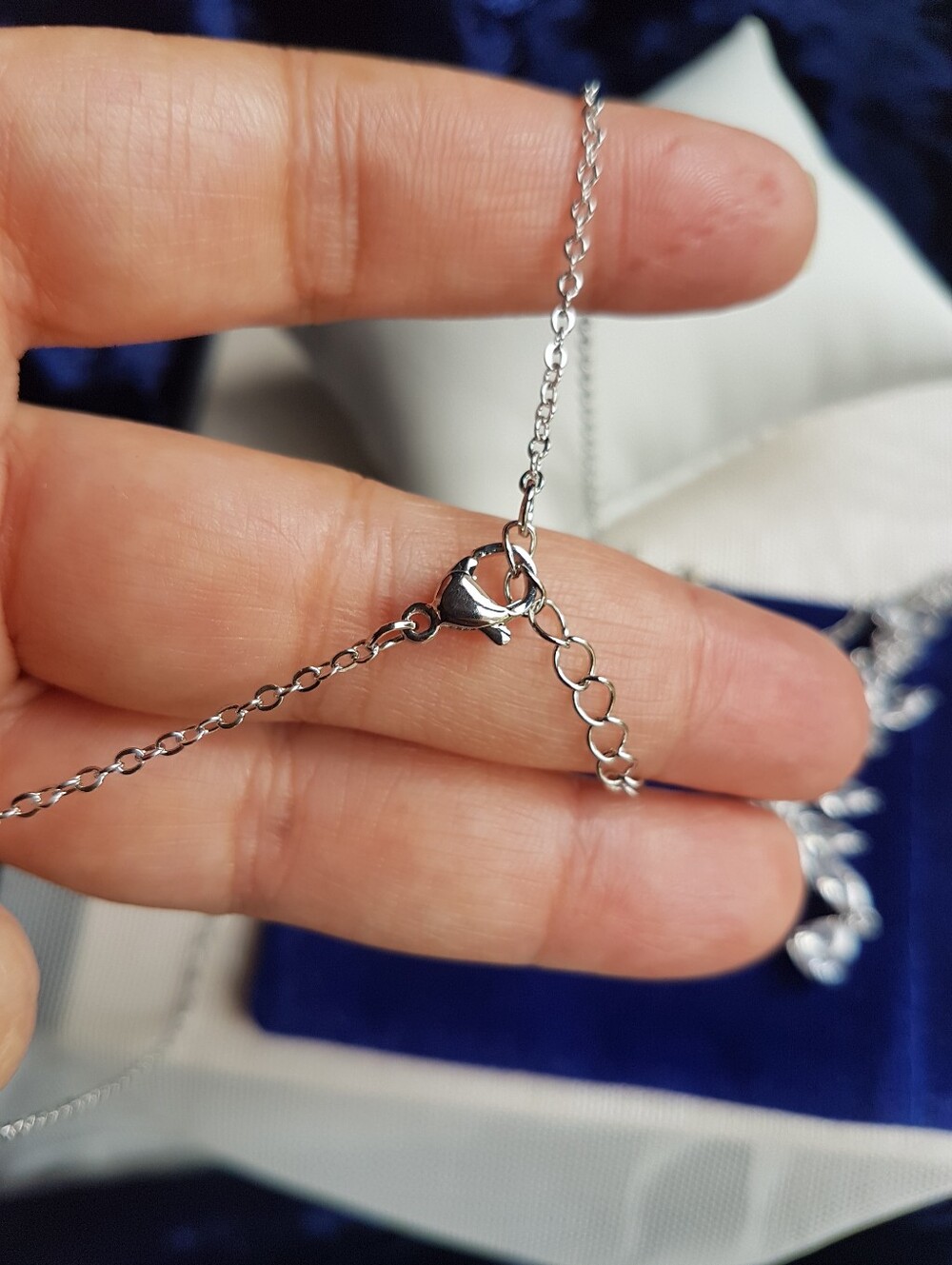 Swarovski Elements Platinum Marquis Teardrop Leaf Chain Necklace & Earrings SET - Picture 13 of 14
